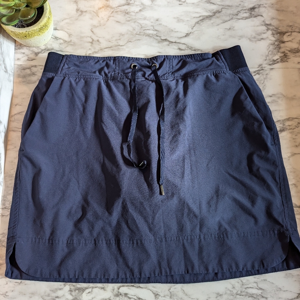 Athleta Navy Blue Skort size 10
